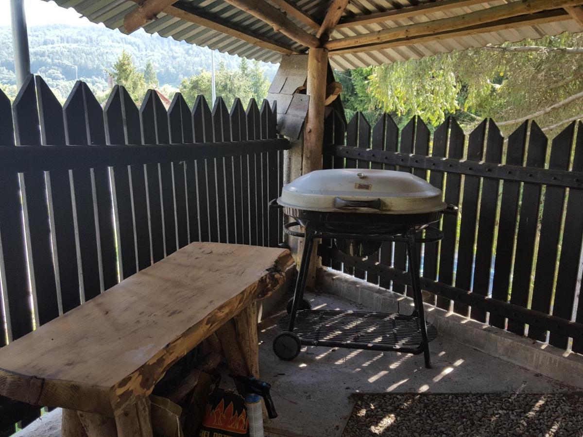 Pokoje Goscinne U Gochy Ustrzyki Dolne Exteriér fotografie