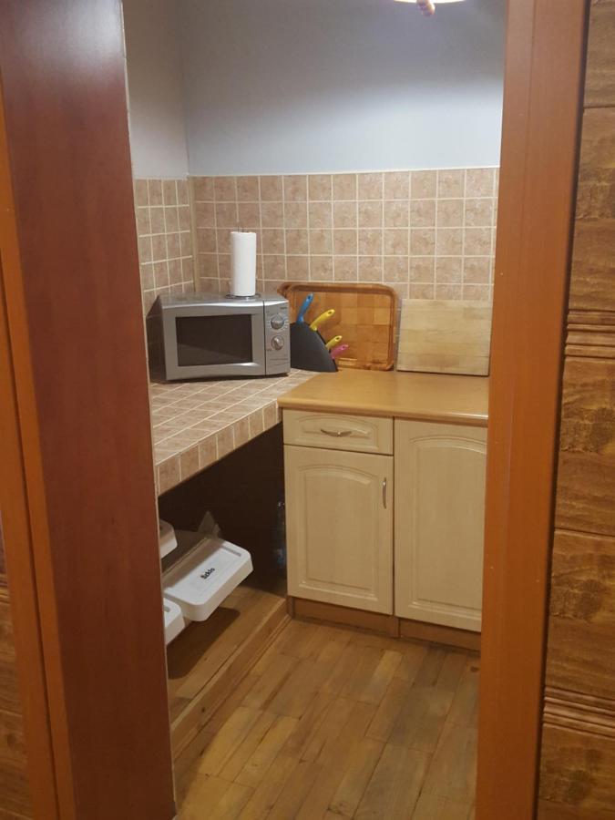 Pokoje Goscinne U Gochy Ustrzyki Dolne Exteriér fotografie